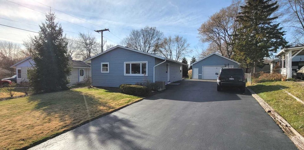 166 Austin Ave, Carpentersville, IL 60110 - photo 1