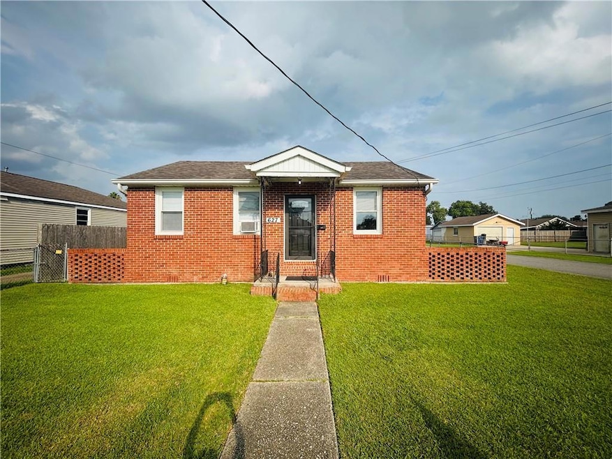 For Rent $1,475/month