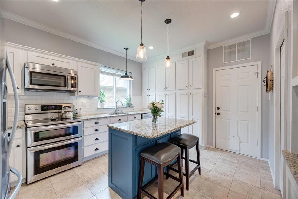 3009 Matterhorn Dr, Bedford, TX 76021 - photo 1