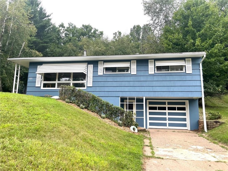 521 15th St SE, Menomonie, WI 54751 - photo 1