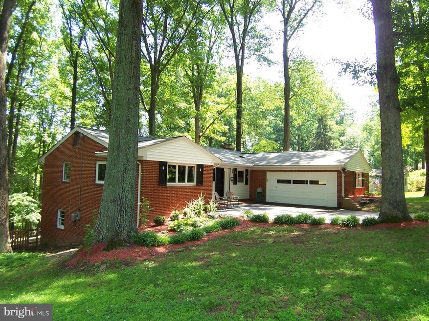 3306 Parkside Terrace, Fairfax, VA 22031 - photo 1