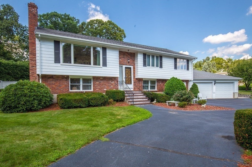 20 Independence Dr, Woburn, MA 01801 - photo 1