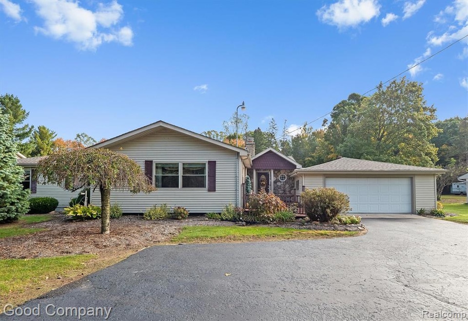 7200 N Seymour Rd, Flushing, MI 48433 - photo 1