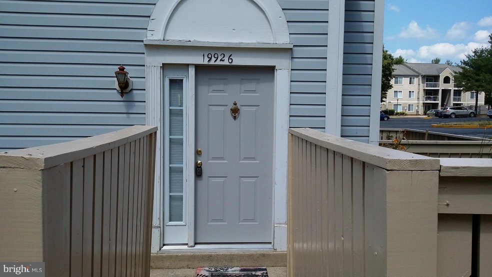 19926 Appledowre Cir, Germantown, MD 20876 - photo 1