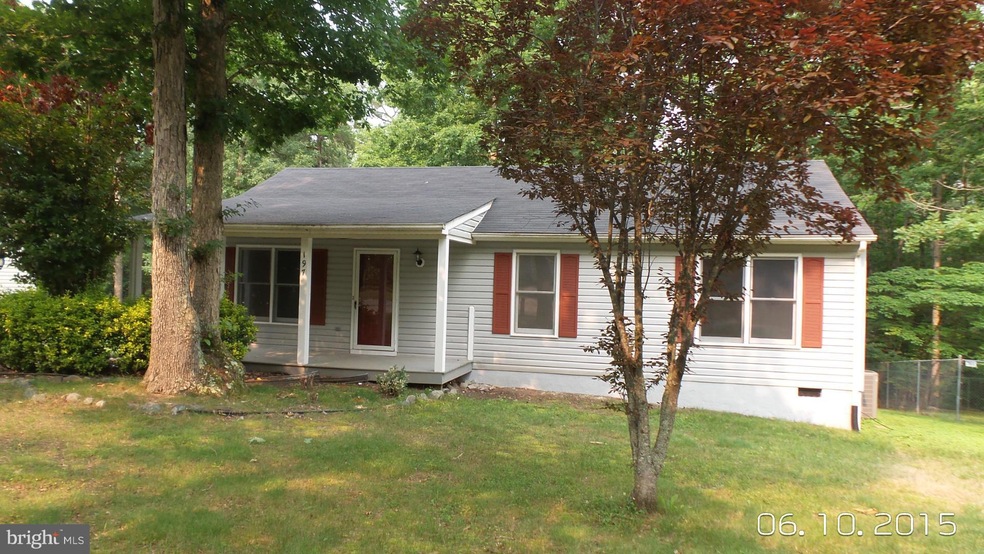 197 Land Or Dr, Ruther Glen, VA 22546 - photo 1