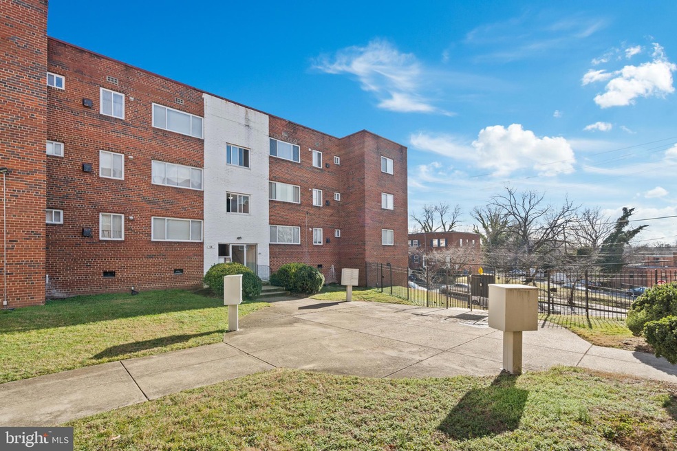 14 Halley Place SE unit 203, Washington, DC 20032 - photo 1