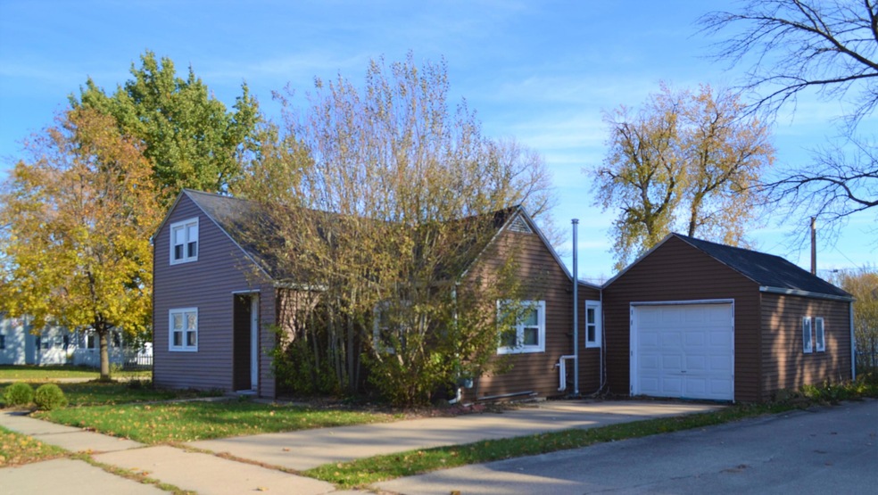 Corner Lot
