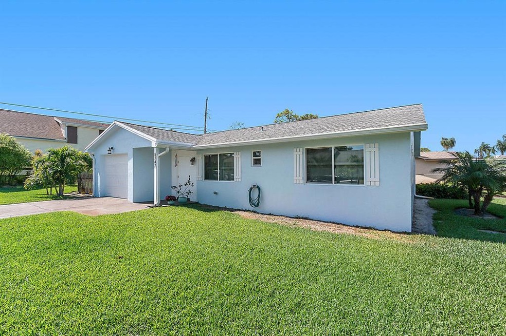 6747 Eastview Dr, Lake Worth, FL 33462 - photo 1