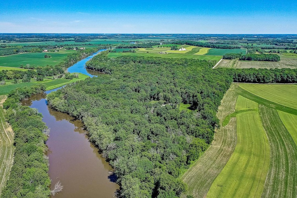 N Wollin Rd MLS-4