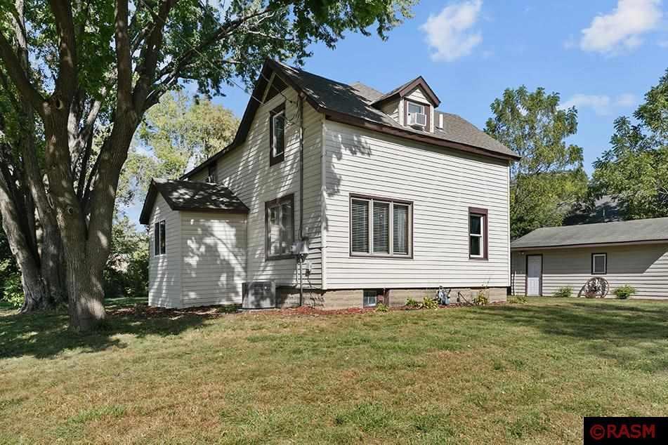 416 416 W 3rd St, Mankato, MN 56001 - photo 1