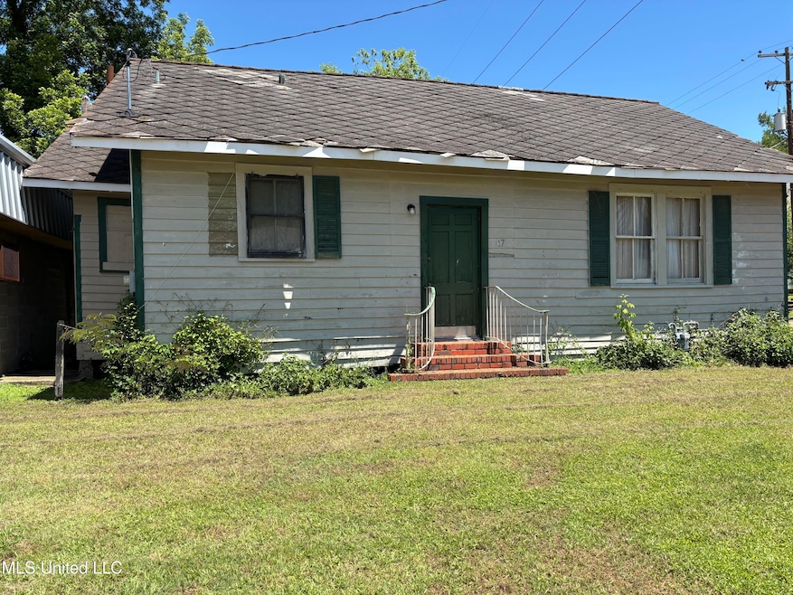 17 E Franklin St, Natchez, MS 39120 - photo 1