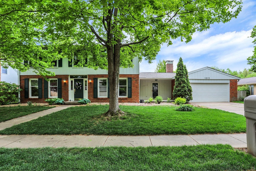 1015 Tanbark St, Columbus, IN 47203 - photo 1