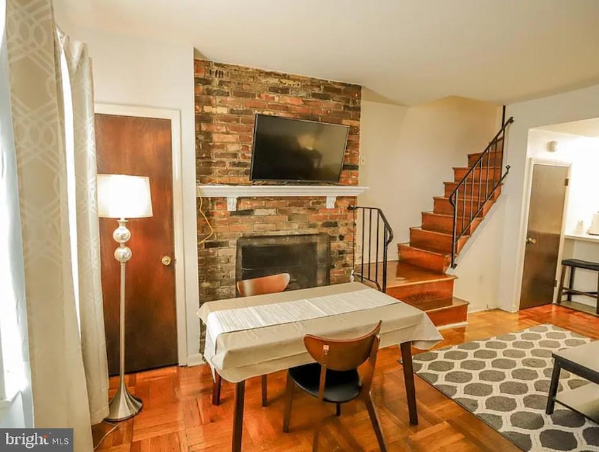 256 S Alder St, Philadelphia, PA 19107 - photo 1