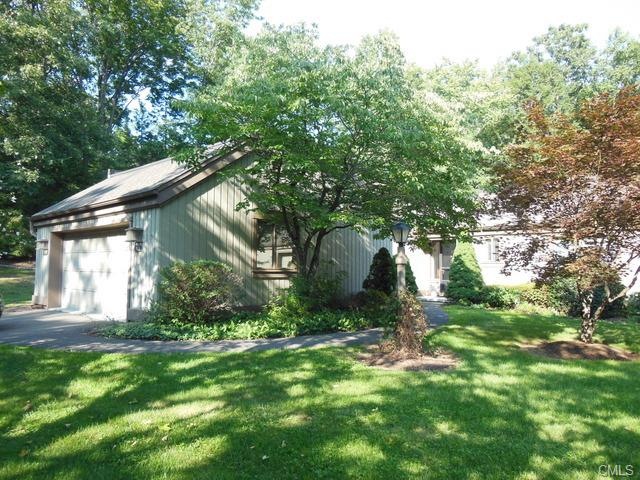 36 Heritage Cir unit A, Southbury, CT 06488 - photo 1