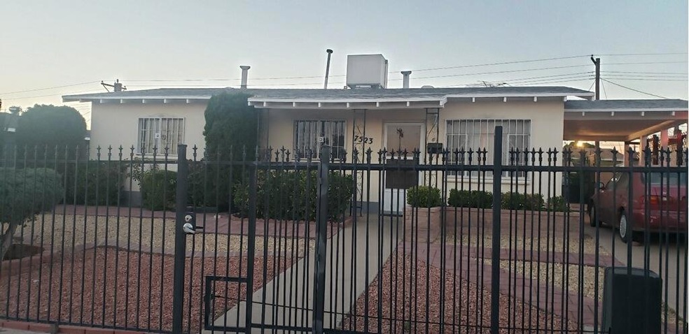 7523 Benson Dr, El Paso, TX 79915 - photo 1
