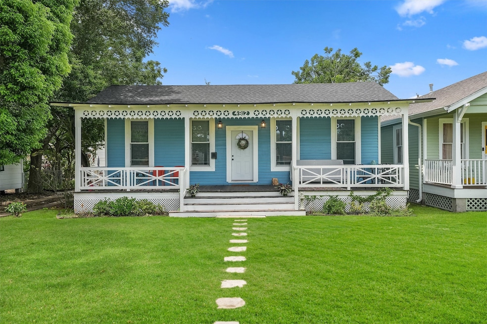 4912 Avenue R, Galveston, TX 77551 - photo 1