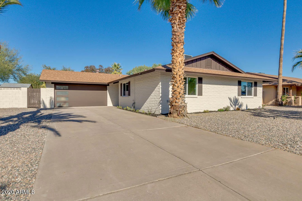 1840 W Seldon Ln, Phoenix, AZ 85021 - photo 1