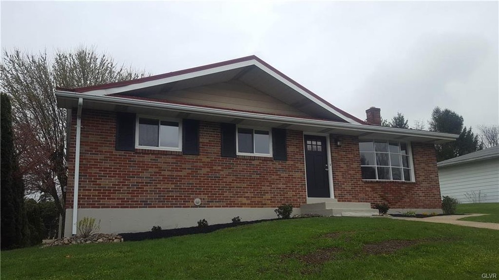 222 Ohio Ave, Whitehall, PA 18052 - photo 1