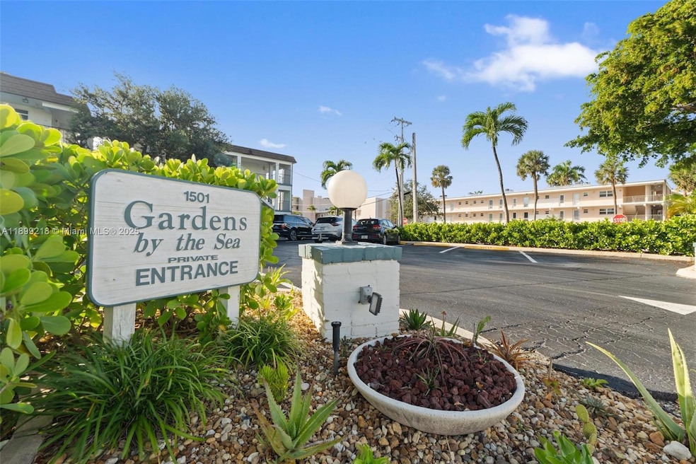 Gardens by the Sea unit 318, Pompano Beach, FL 33062 - photo 1