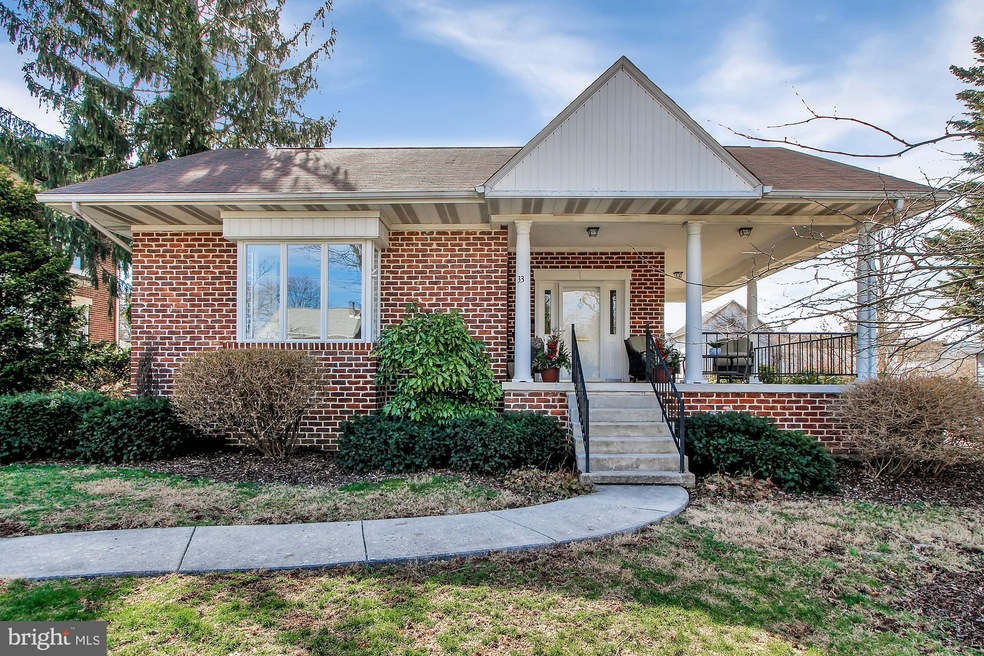 33 E Broadway, Gettysburg, PA 17325 - photo 1