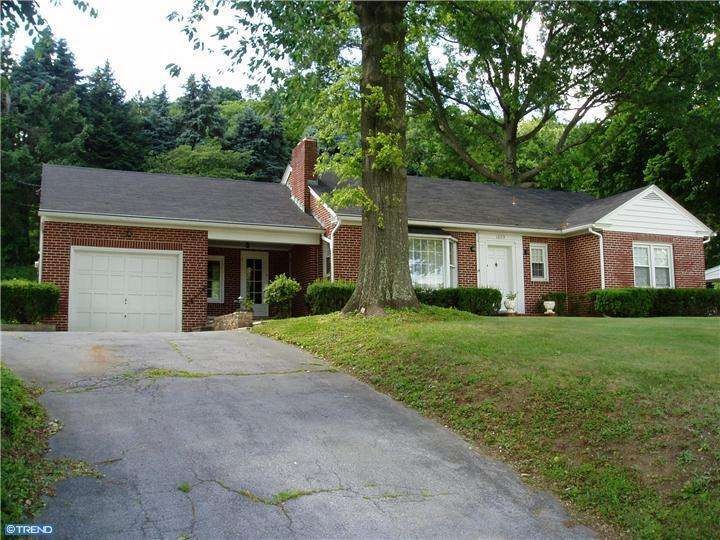 1609 S Main St, Bechtelsville, PA 19505 - photo 1