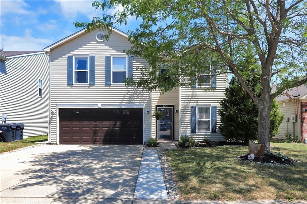 9474 W Quarter Moon Dr, Pendleton, IN 46064 - photo 1