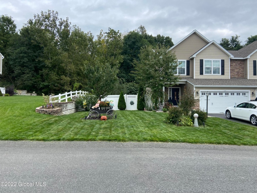 67 Lona Ln, Rensselaer, NY 12144 - photo 1