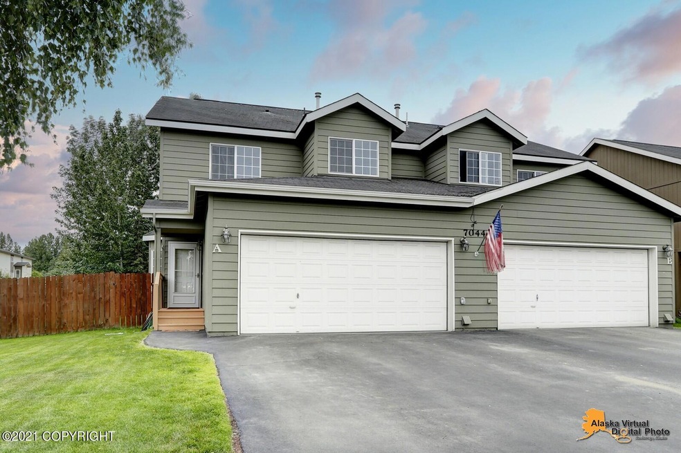 7044 Gold Kings Ave. Unit A