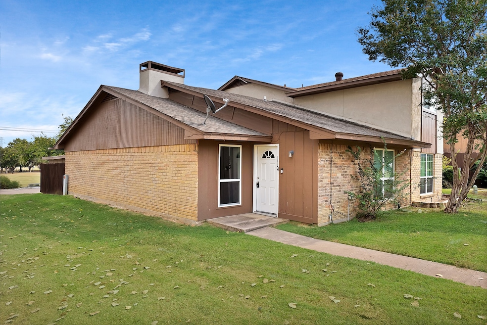 1402 S Carrier Pkwy unit 110, Grand Prairie, TX 75051 - photo 1