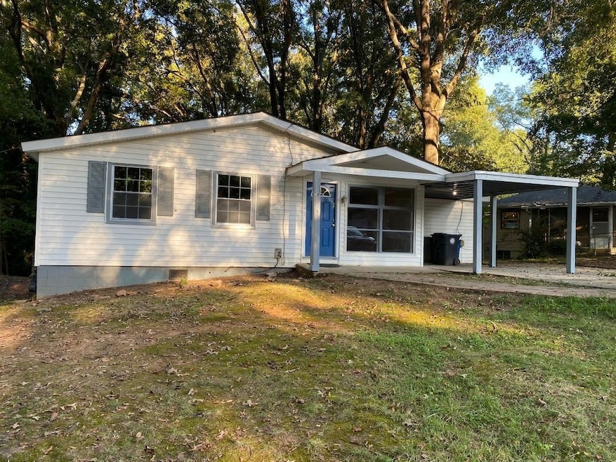 554 Mulberry Ln, Gainesville, GA 30501 - photo 1