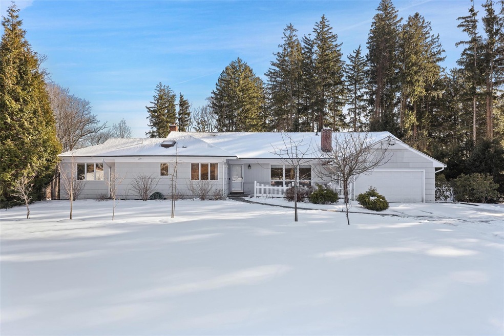 20 Evergreen Row, Armonk, NY 10504 - photo 1