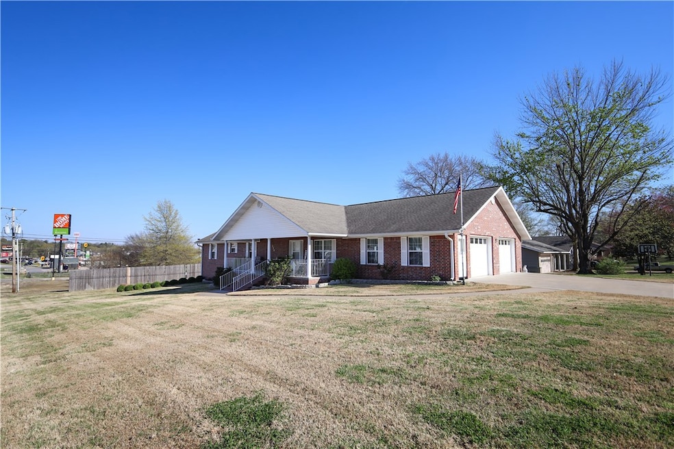 Pending $349,900