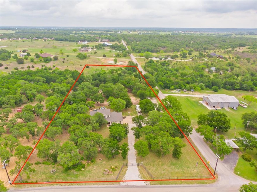 211 Russell Ln, Weatherford, TX 76087 - photo 1