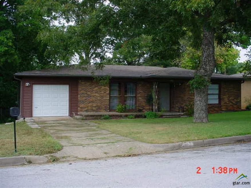 1515 Buena Vista Dr, Tyler, TX 75701 - photo 1