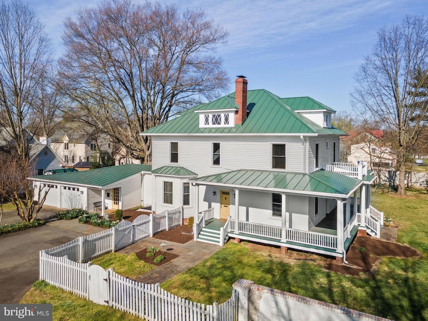 9026 Sudley Rd, Manassas, VA 20110 - photo 1