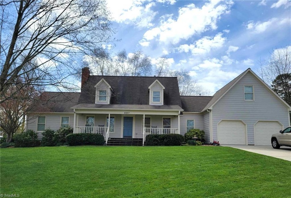 3857 Sandlewood Drive, 3BR/2.5BA custom home in established neighborhood. No Hoa. Beautiful yard