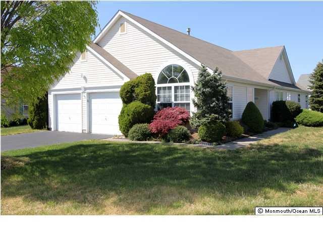 2400 Crisfield Cir, Toms River, NJ 08755 - photo 1