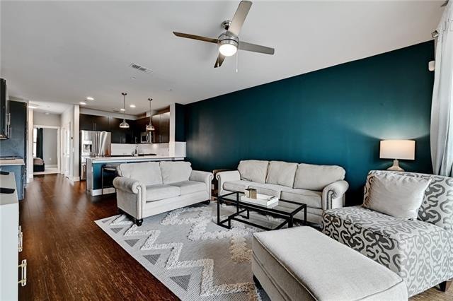 Fabulous open plan/easy living in 78704.