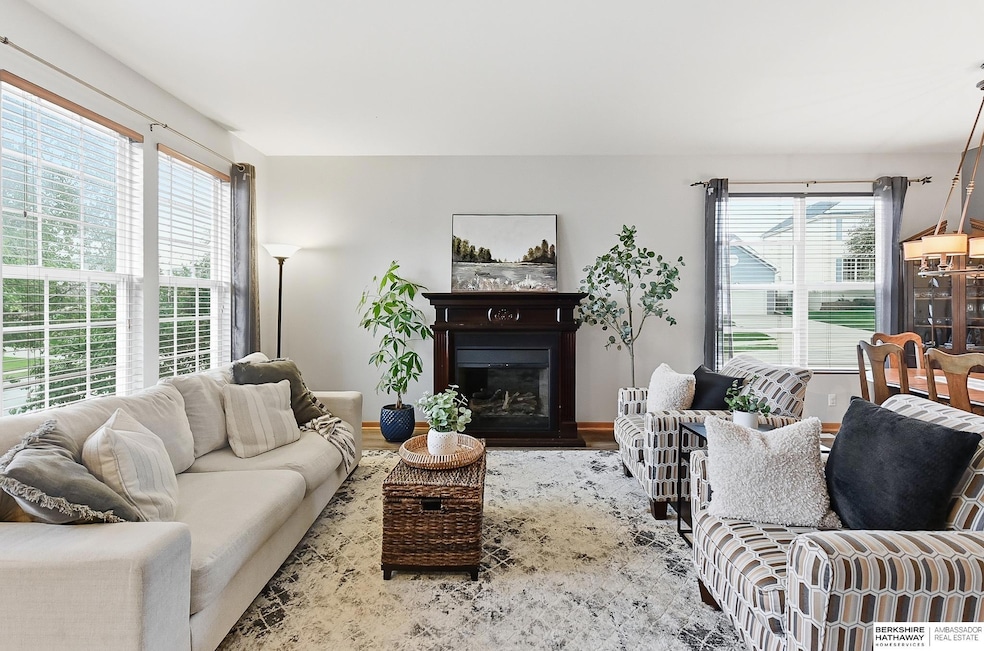 7954 N 155th St, Bennington, NE 68007 - photo 1