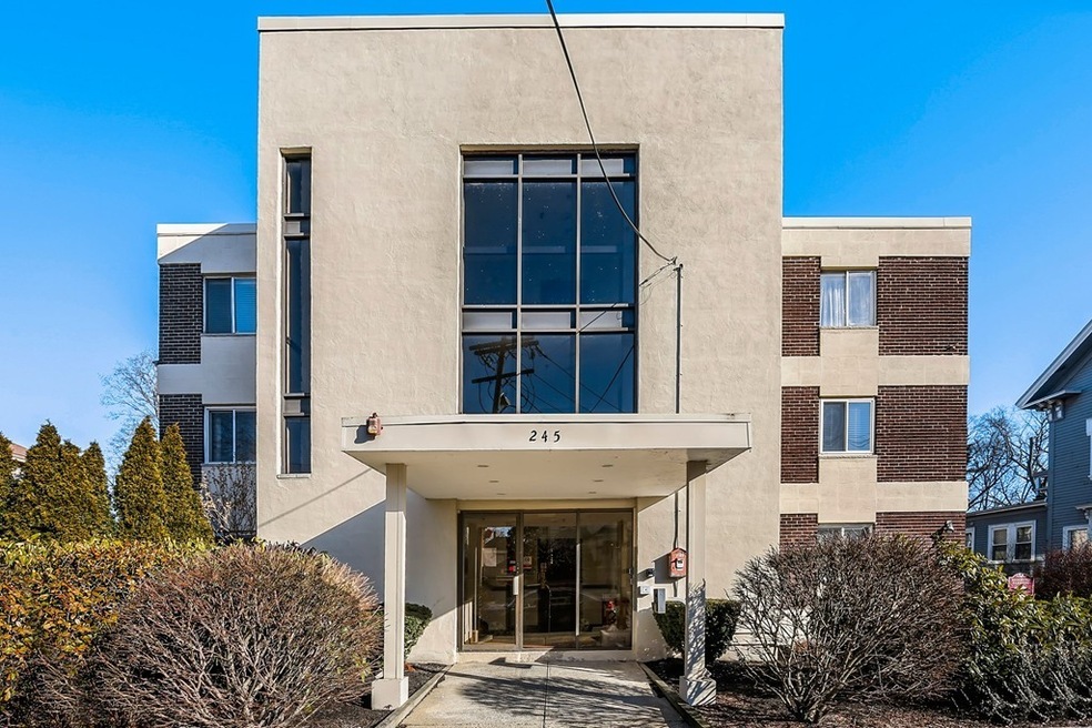 245 Lafayette St unit 2H, Salem, MA 01970 - photo 1