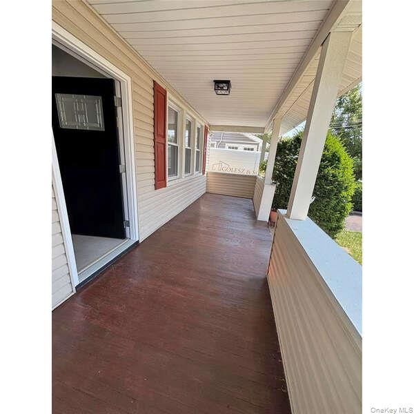 89 N Grove St unit 1, Valley Stream, NY 11580 - photo 1