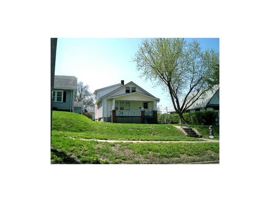 STORY AND A HALF, 3-4 Bedroom, 1 bath home with a 
