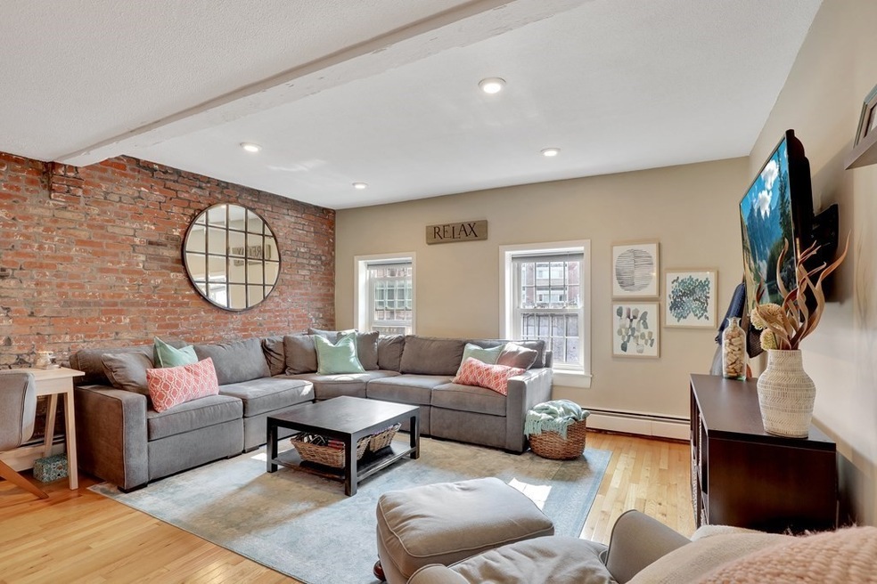 243 North St unit 8, Boston, MA 02113 - photo 1