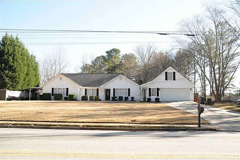 Exterior Front. Welcome Home! Level lot with great