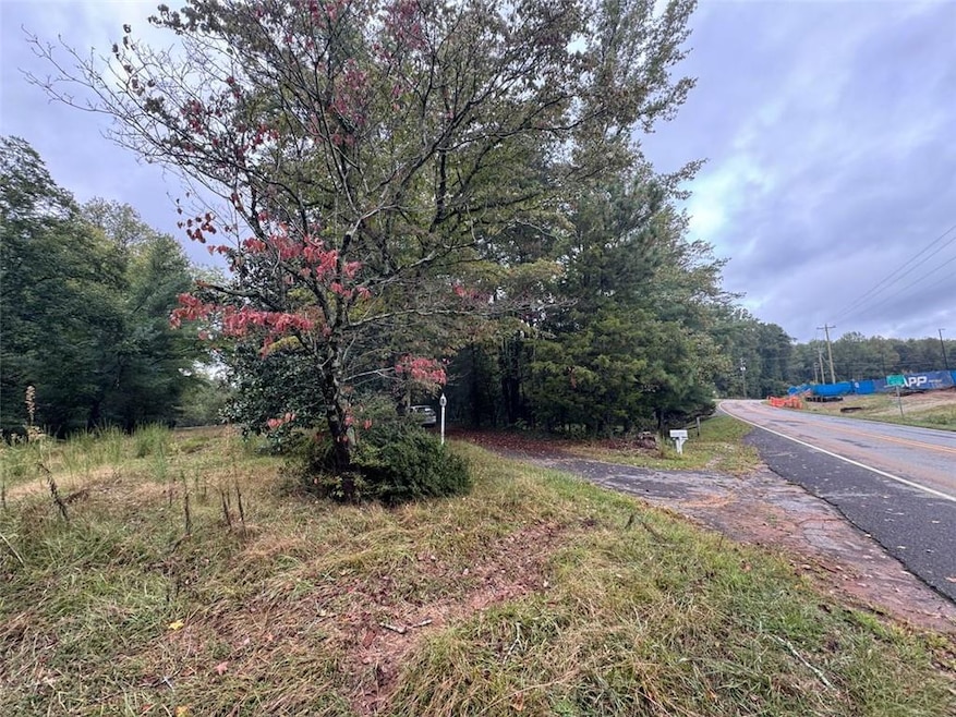 For Sale $260,000 • Co-Listing Agent