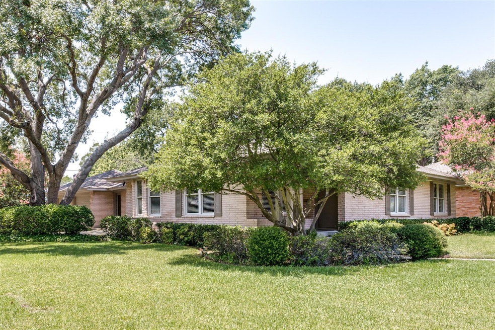 5205 Rexton Ln, Dallas, TX 75214 - photo 1