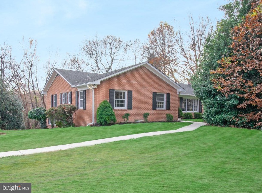 2503 Crestview Dr, Fallston, MD 21047 - photo 1