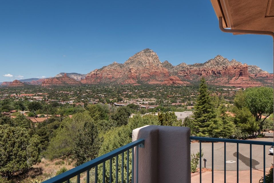 Balcony Views!