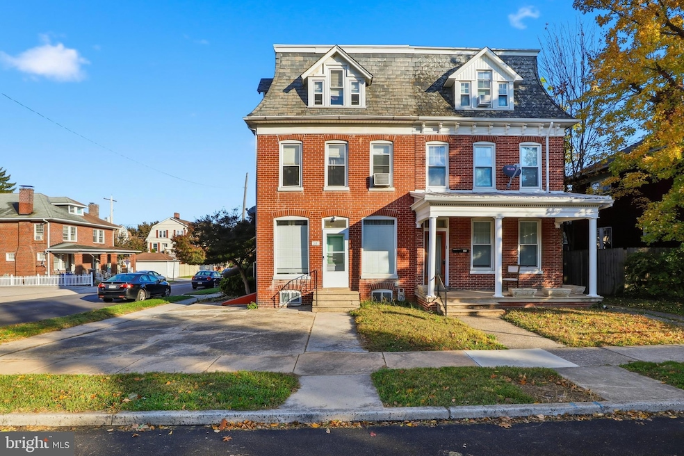 Pending $250,000 • Co-Listing Agent