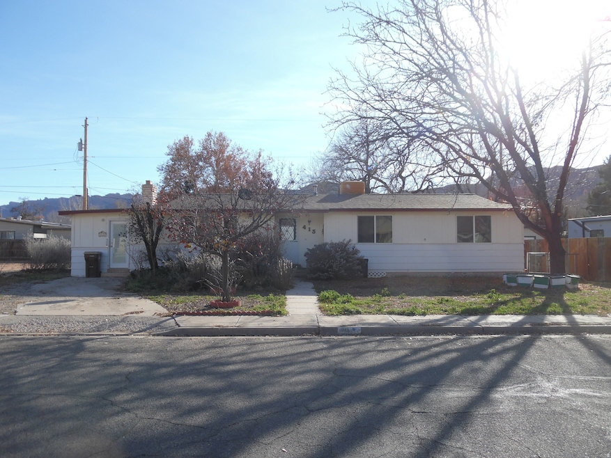 413 W Mcgill Blvd, Moab, UT 84532 - photo 1